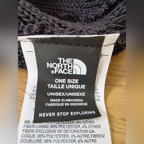 The North Face Logo Box Beanie Hat - Picture 7 of 9
